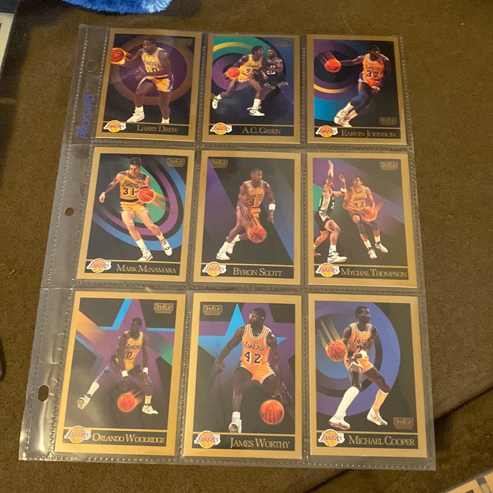 NBA Los Angeles Lakers skybox basketball trading card lot of 9 cards
